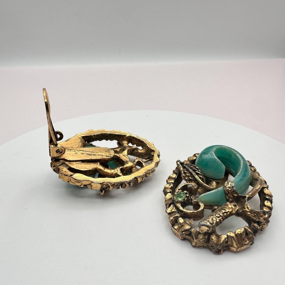 Vintage 80s Brass Tone Turquoise Green Cabochon Statement Clip Earrings Jewelry - Picture 7 of 9
